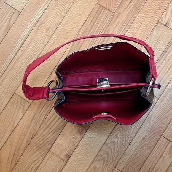 STEVE MADDEN ◇ Black Pebbled Bucket Bag with Red Handle ◇ Vegan ◇ EUC = Like New - Picture 6 of 7